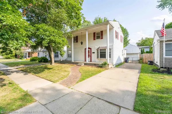 2424 Dallas, Royal Oak, MI 48067