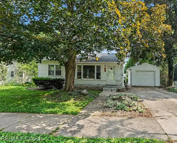 2105 Charlton, Ann Arbor, MI 48103