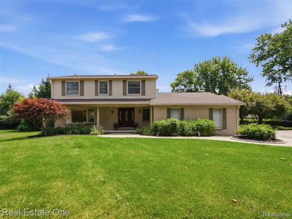 4166 Cherrywood, Troy, MI 48098