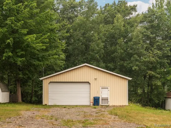 2117 Courtney, Harrison, MI 48625