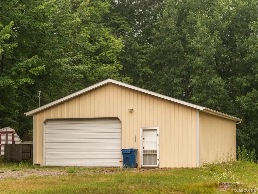 2117 Courtney, Harrison, MI 48625 - #2