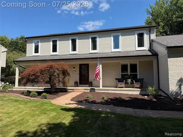 1120 Hackberry, Rochester Hills, MI 48309