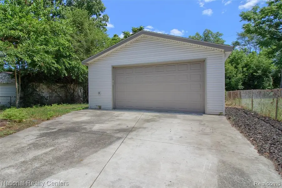 184 N Astor, Pontiac, MI 48342 - #3