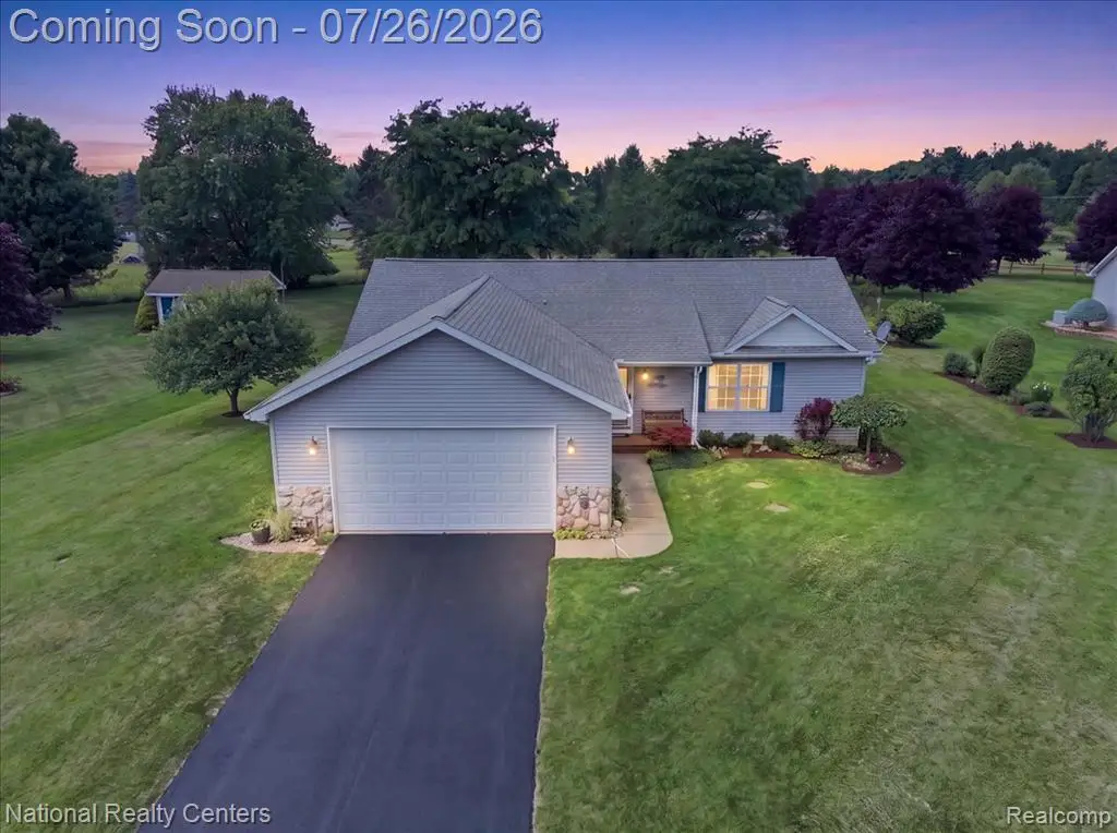 10844 Mackinaw, Fowlerville, MI 48836 - #1
