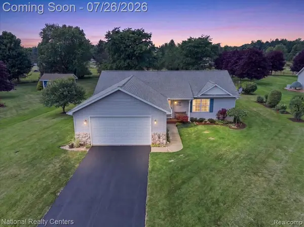 10844 Mackinaw, Fowlerville, MI 48836