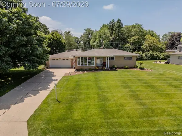 5090 Lorin, Shelby Twp, MI 48316