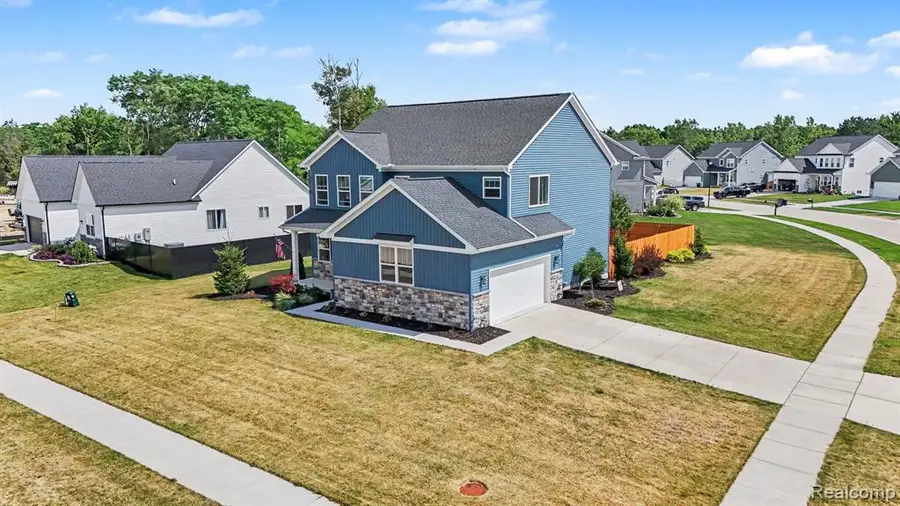 4101 Cedar, Grand Blanc, MI 48439 - #2