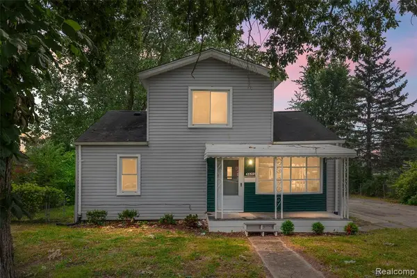 5850 Deering, Garden City, MI 48135