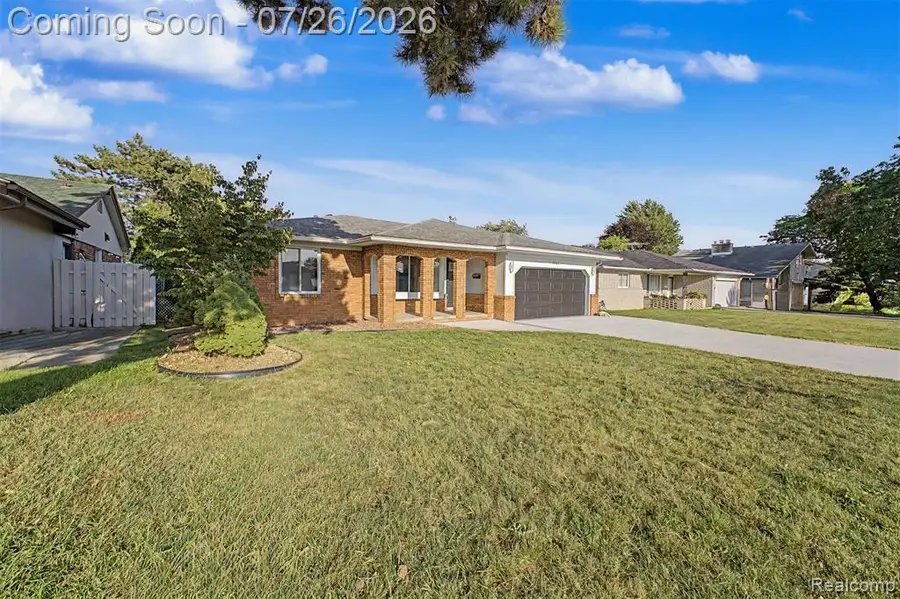 2226 Whitefield, Dearborn Heights, MI 48127 - #2
