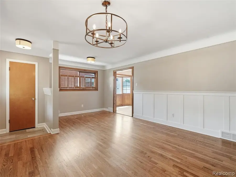 3170 Maxwell, Trenton, MI 48183 - #3
