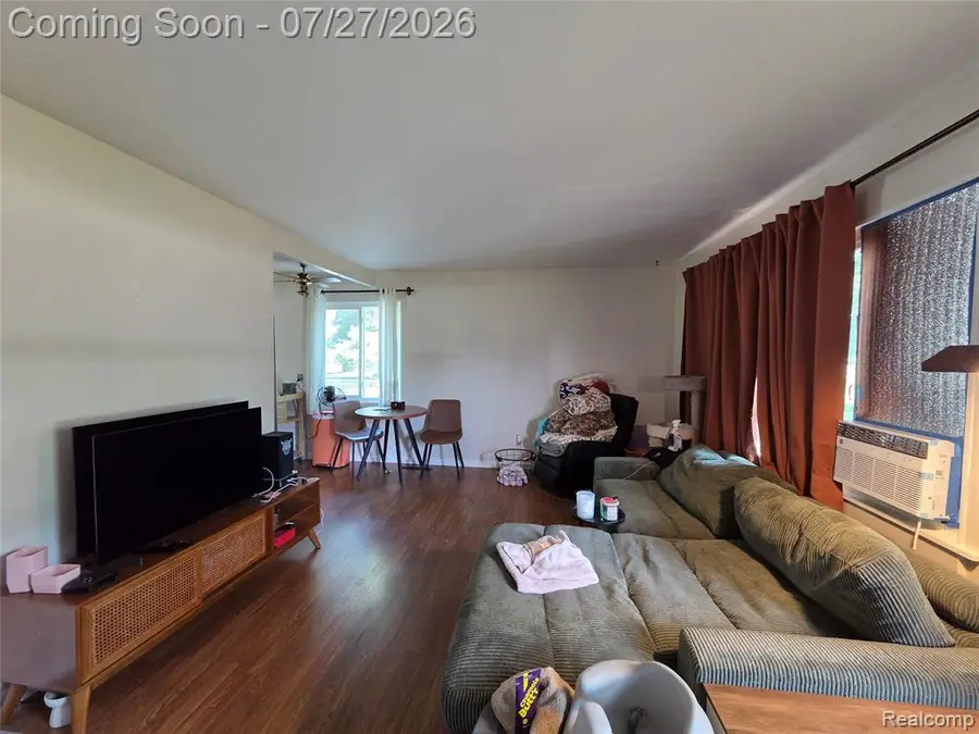 6056 Dort, Grand Blanc, MI 48439 - #3
