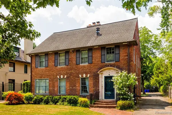 2929 Burns, Detroit, MI 48214