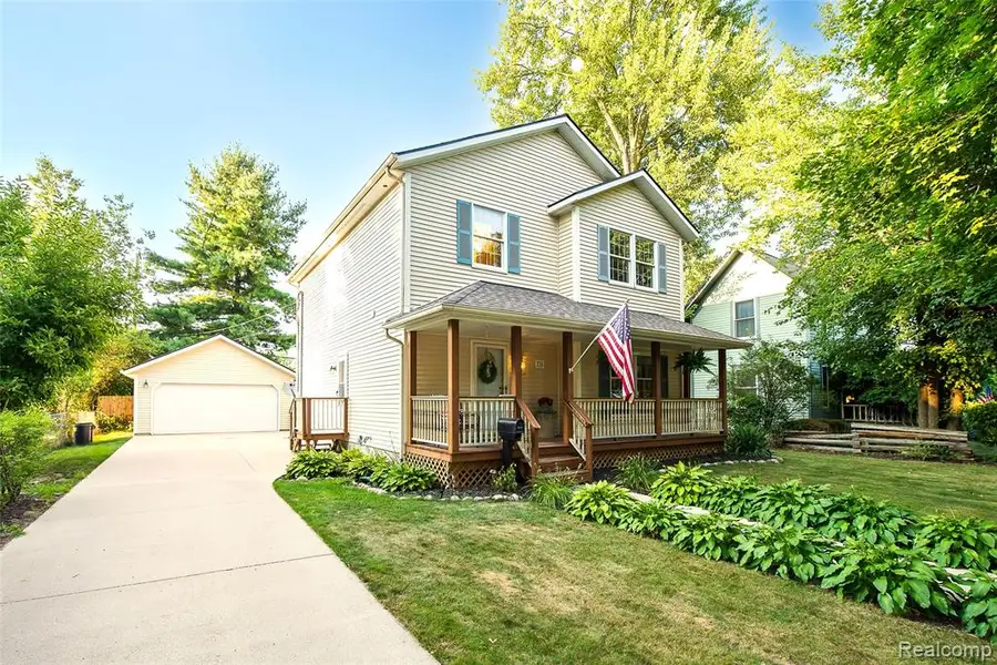 230 W Lake, South Lyon, MI 48178 - #3