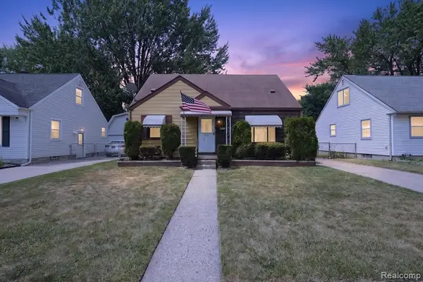25199 Cole, Roseville, MI 48066