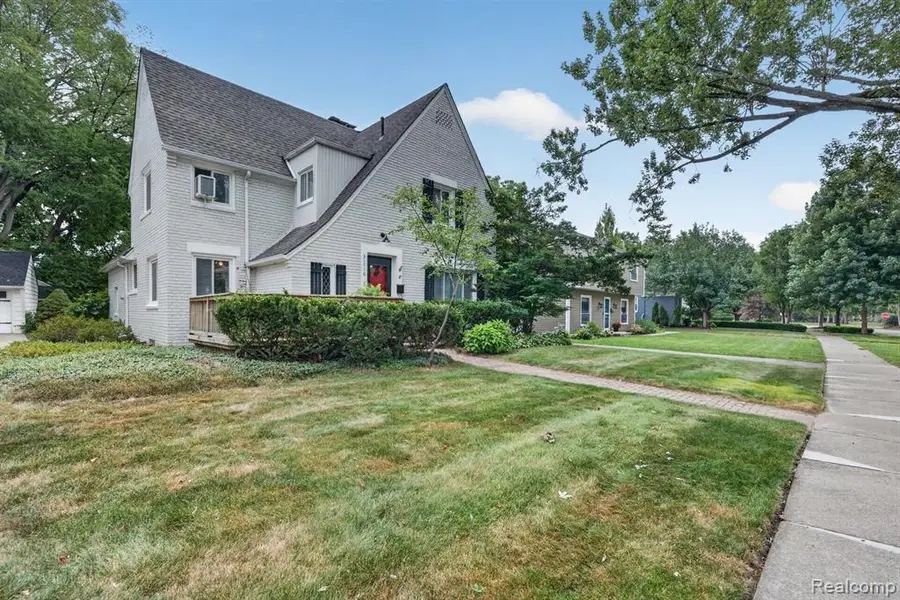 31710 Glencoe, Beverly Hills, MI 48025 - #2