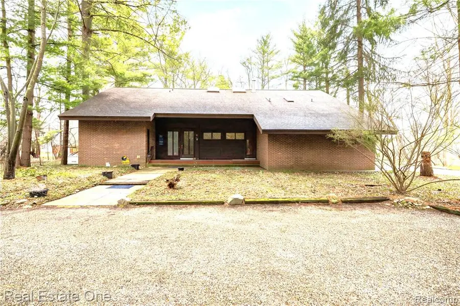 32674 Bingham, Bingham Farms, MI 48025 - #3