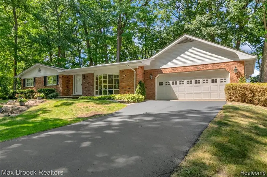 546 Kendry, Bloomfield Hills, MI 48302 - #3