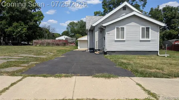 463 Raeburn, Pontiac, MI 48342