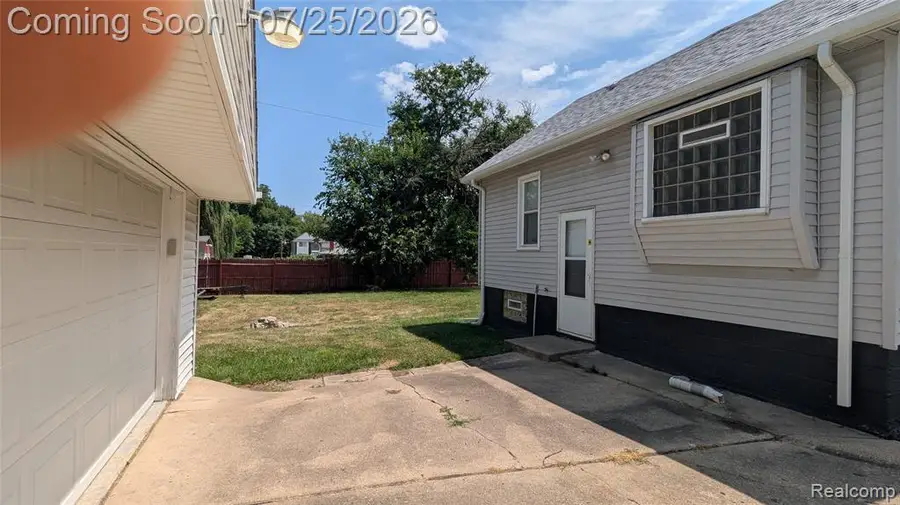 463 Raeburn, Pontiac, MI 48342 - #3
