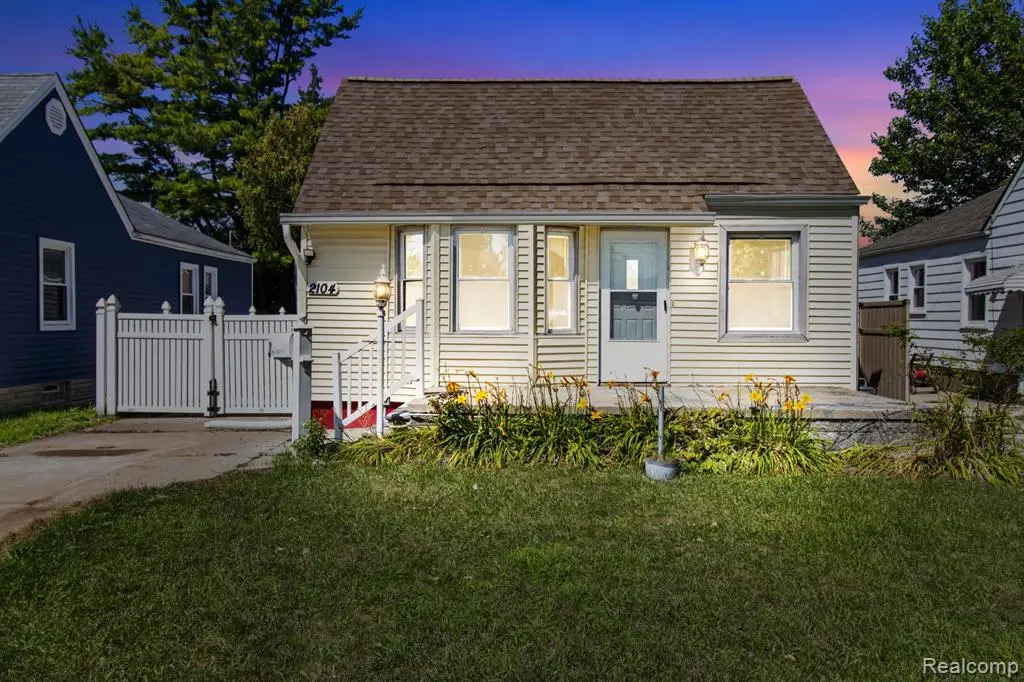 2104 Electric, Wyandotte, MI 48192 - #1