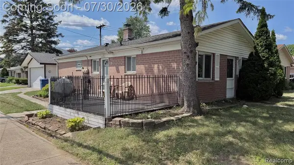 8856 E 14 Mile, Warren, MI 48093