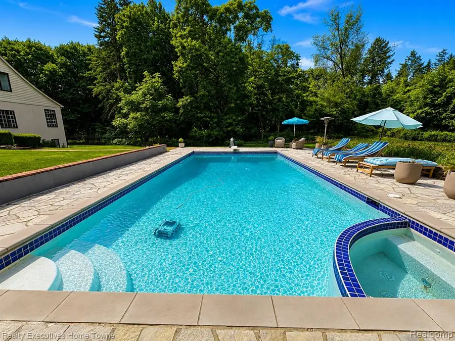 1395 Country Club, Bloomfield Hills, MI 48304 - #3