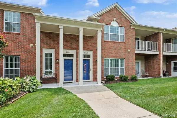 28344 Adler Park, New Baltimore, MI 48051