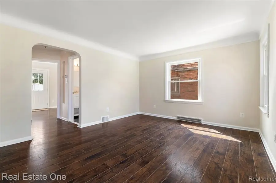 15435 Jonas, Allen Park, MI 48101 - #3