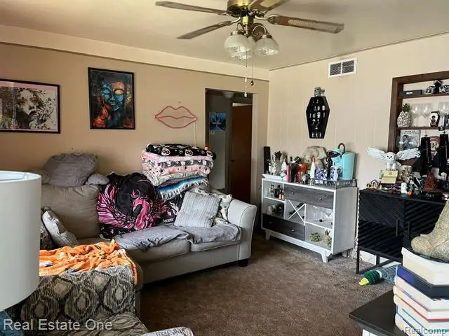 24528 Berry, Warren, MI 48089 - #2