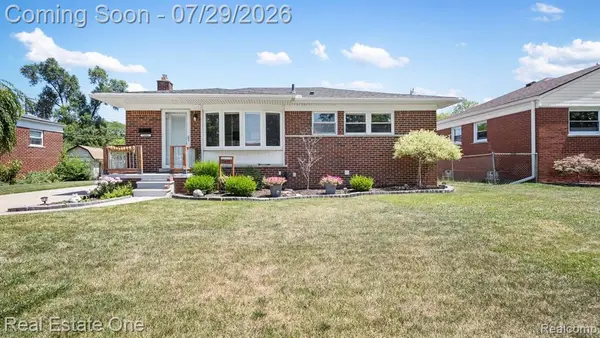 2451 Grange, Trenton, MI 48183