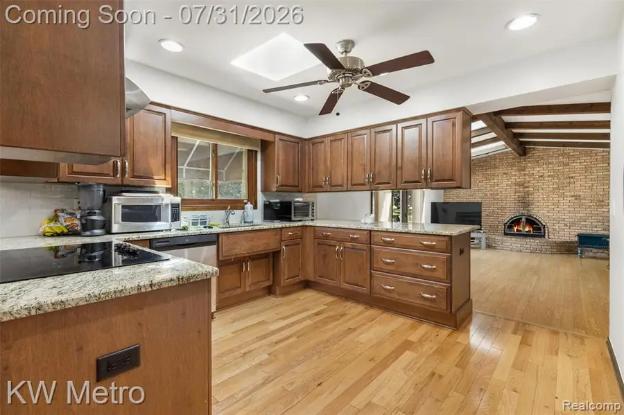 56811 Foxcroft, Utica, MI 48316 - #2