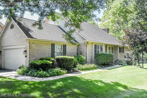 4532 Golf View, Brighton, MI 48116
