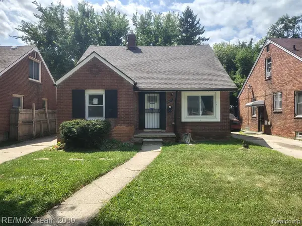 9071 Patton, Detroit, MI 48228