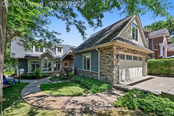 6580 Leytonstone, West Bloomfield, MI 48322