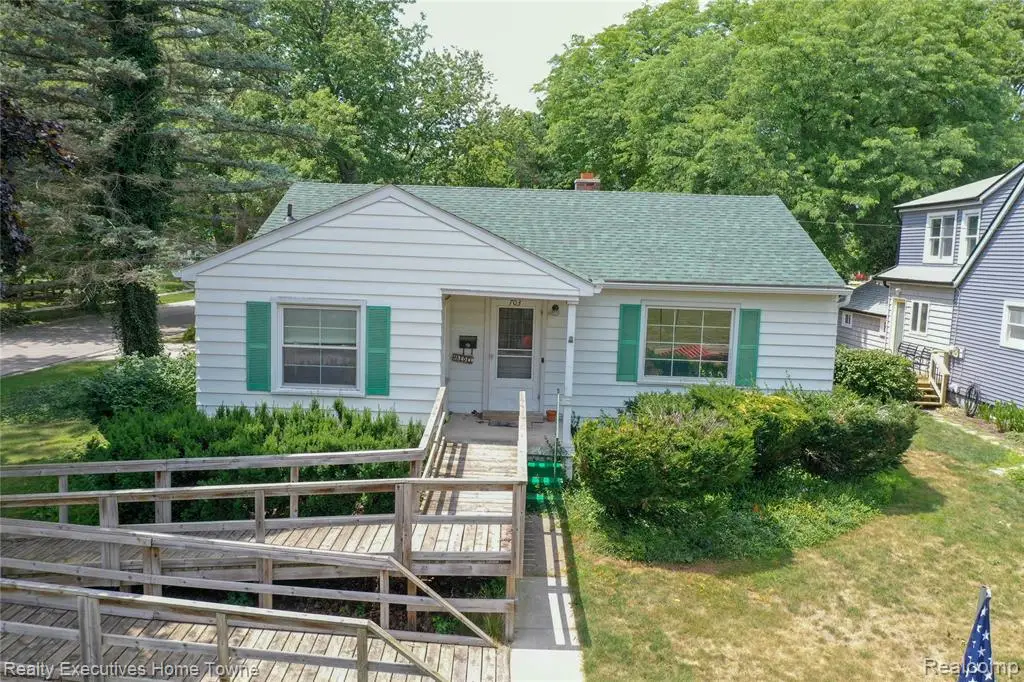 703 N 9th, Saint Clair, MI 48079 - #1