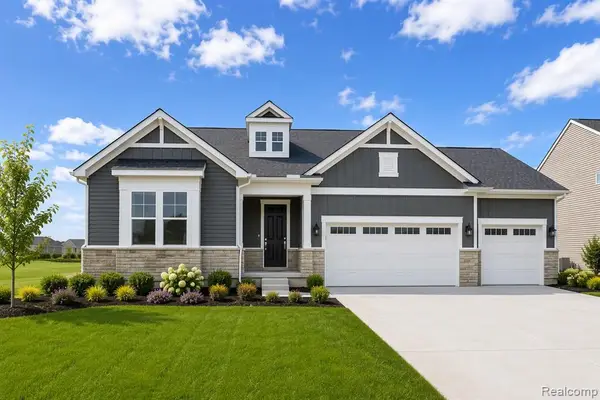 20569 West Kilburn, Macomb, MI 48044