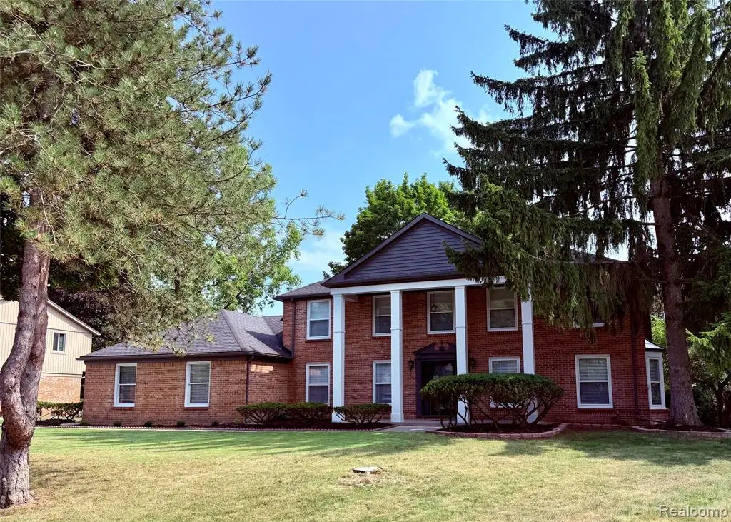 5396 Provincial, Bloomfield Hills, MI 48302 - #1