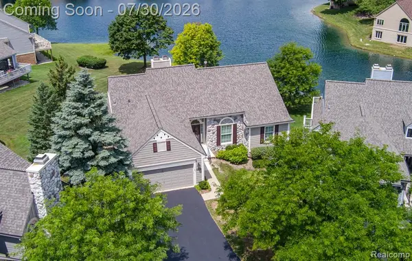 2446 Inglehill Pointe, Bloomfield Hills, MI 48304