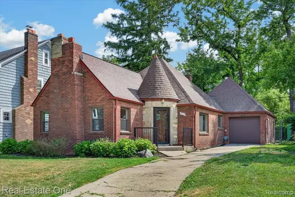 207 Navajo, Pontiac, MI 48341