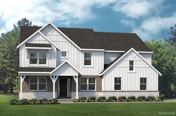 71673 Hidden River, Armada, MI 48005