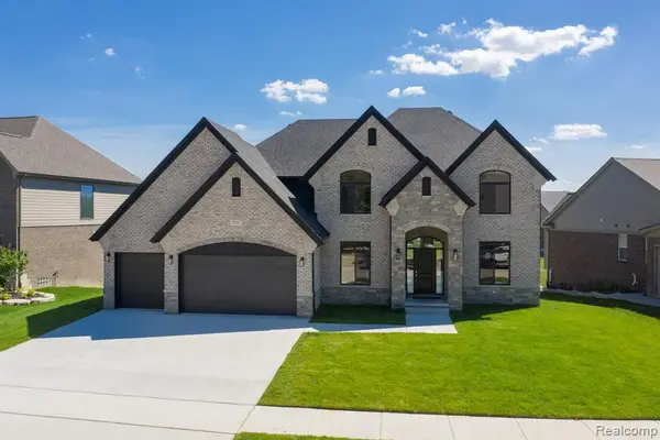 53707 Addington Drive, Macomb, MI 48042