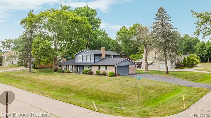 28014 Bellcrest, Farmington, MI 48334 - #2