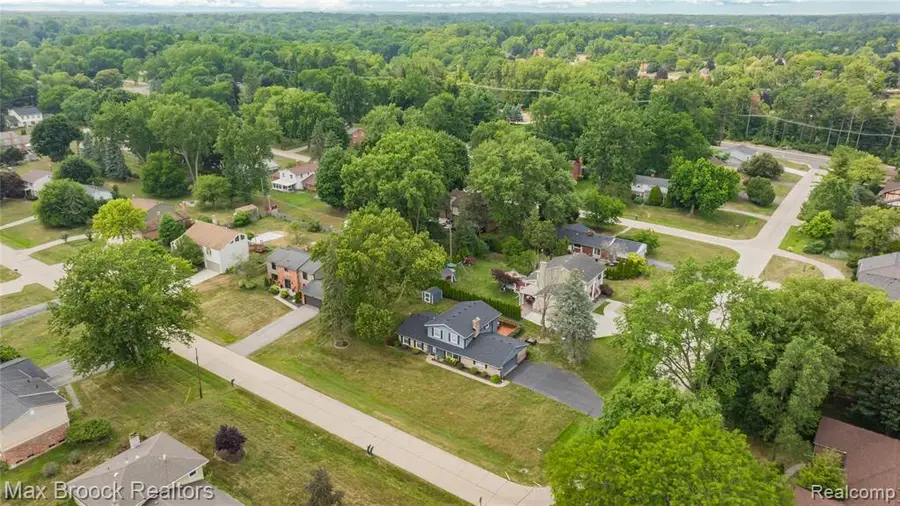28014 Bellcrest, Farmington, MI 48334 - #3