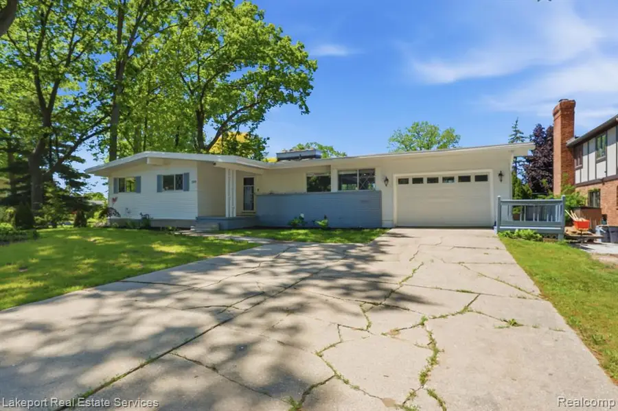 2549 Riverwood Dr, Port Huron, MI 48060 - #3