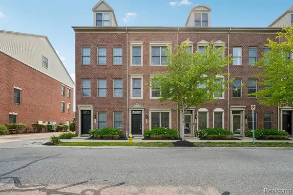 536 Graten, Birmingham, MI 48009