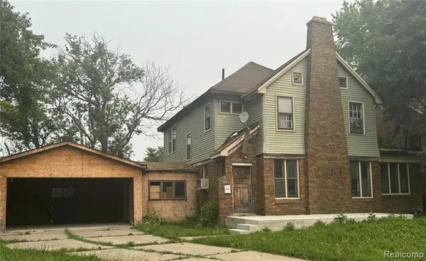 9303 E Outer, Detroit, MI 48213
