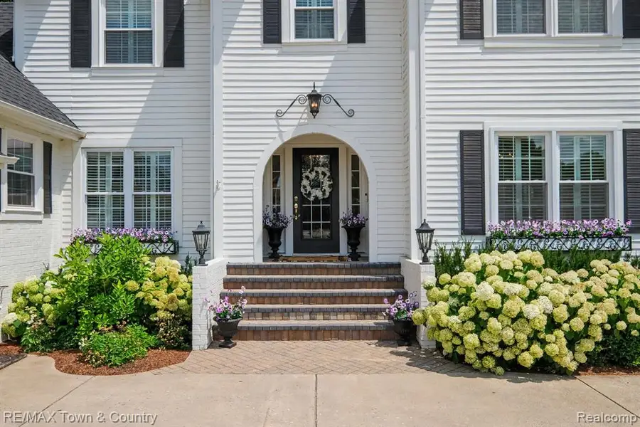 3246 Fieldstone, Flushing, MI 48433 - #3
