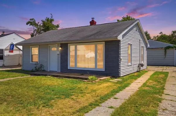 35501 Glen, Westland, MI 48186
