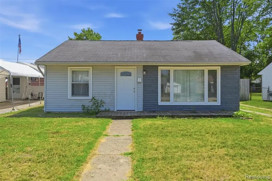 35501 Glen, Westland, MI 48186 - #2
