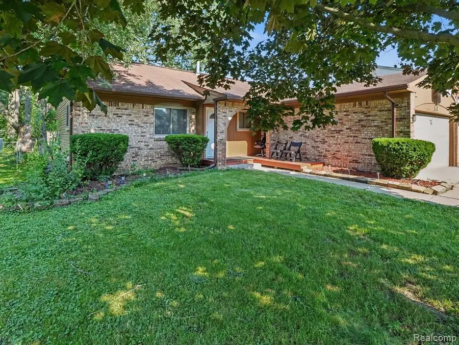 1418 Oakview, Canton, MI 48187 - #2